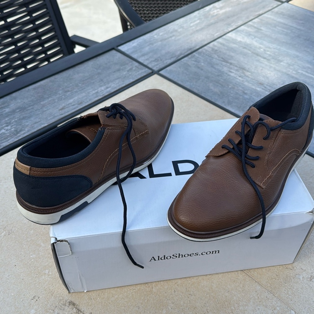 New Aldo super comfortable shoes. 
Brow size 8